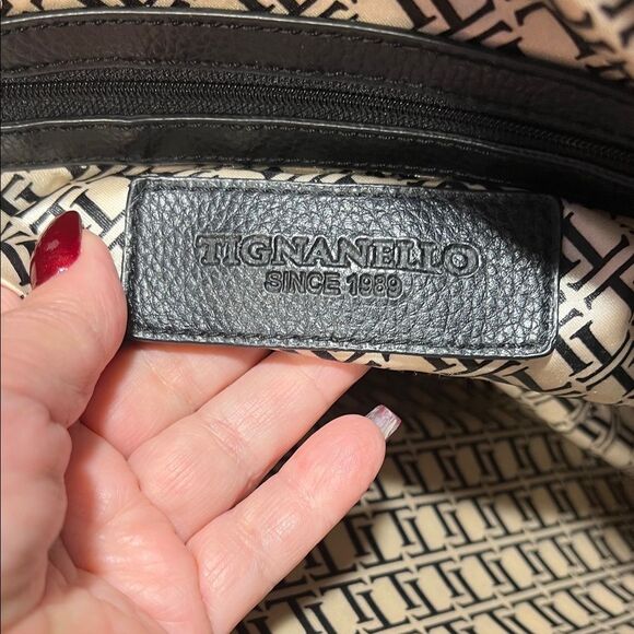 Tignanello Red Leather Social Status Medium Satchel - Picture 8 of 16